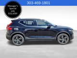 Certified 2025 Volvo XC40 B5 Core image 2