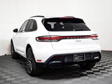 Certified 2025 Porsche Macan image 3