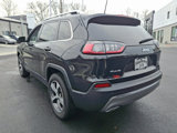 Used 2019 Jeep Cherokee Limited w/ Technology Group image 4
