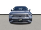 Used 2024 Volkswagen Tiguan SE image 2