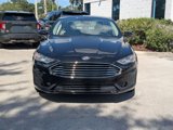 Used 2019 Ford Fusion SE image 2