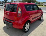 Used 2010 Kia Soul + image 3