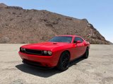 Used 2014 Dodge Challenger SXT image 2