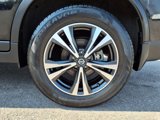 Used 2019 Nissan Rogue SV w/ Premium Package image 4