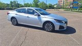 Used 2023 Nissan Altima 2.5 SV image 2