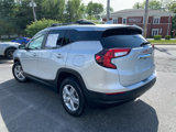 Used 2022 GMC Terrain SLE w/ Driver Convenience Package image 3
