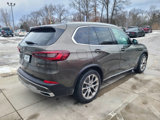 Used 2022 BMW X5 xDrive40i w/ Parking Assistance Package image 4