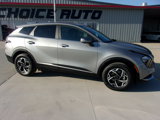 Used 2023 Kia Sportage LX image 2