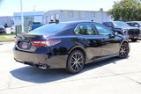 Used 2023 Toyota Camry SE image 2