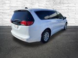 Used 2023 Chrysler Voyager LX image 3