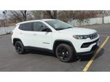 Used 2023 Jeep Compass Latitude image 2
