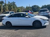 Used 2023 Hyundai Elantra Blue image 2