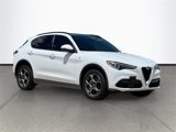Used 2022 Alfa Romeo Stelvio Ti image 3