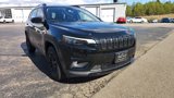 Used 2023 Jeep Cherokee Altitude Lux image 2