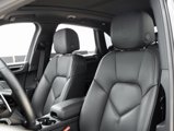 Certified 2024 Porsche Macan Turbo image 5