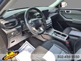 Used 2022 Ford Explorer XLT w/ Equipment Group 202A image 4