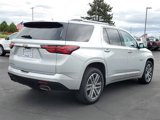 Used 2022 Chevrolet Traverse High Country w/ LPO, Floor Liner Package image 4