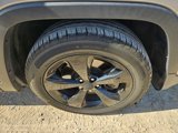 Used 2018 Jeep Cherokee Latitude w/ Altitude Package image 4