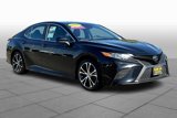 Used 2019 Toyota Camry SE image 2