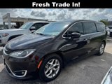 Used 2019 Chrysler Pacifica Touring Plus w/ Tire & Wheel Group image 2