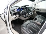 Certified 2021 Chrysler Pacifica Touring-L image 2
