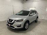 Used 2018 Nissan Rogue SV image 2
