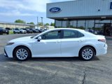 Used 2023 Toyota Camry SE image 6