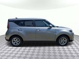 Used 2023 Kia Soul LX w/ Option Group 015 image 3