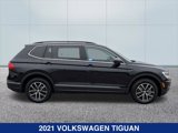 Certified 2021 Volkswagen Tiguan SE w/ Panoramic Sunroof Package image 6
