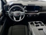 Used 2023 GMC Sierra 1500 SLE image 3