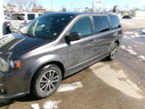 Used 2018 Dodge Grand Caravan SXT w/ Blacktop Package image 2