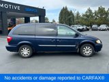 Used 2005 Chrysler Town & Country Touring w/ Trailer Tow Group image 2