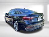 Used 2024 Volkswagen Jetta SE image 4