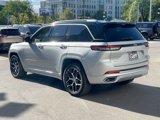 Used 2023 Jeep Grand Cherokee Summit image 5