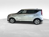 Used 2021 Kia Soul LX image 2