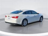 Used 2017 Chevrolet Malibu LT image 3