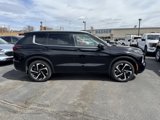Used 2022 Mitsubishi Outlander SEL image 2