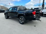 Used 2019 Toyota Tacoma TRD Sport image 4
