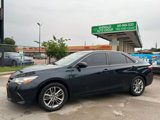 Used 2016 Toyota Camry SE image 3