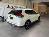 Used 2017 Nissan Rogue SL image 6
