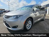 Used 2017 Chrysler Pacifica Touring-L Plus w/ Tire & Wheel Group image 2