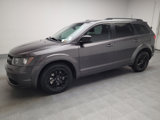 Used 2020 Dodge Journey SE w/ SE Popular Equipment Group image 2