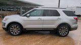 Used 2017 Ford Explorer Platinum image 4