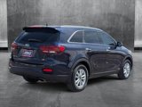 Used 2020 Kia Sorento LX w/ LX I4 Convenience Package image 5