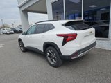 Used 2025 Chevrolet Trax LT w/ LT Convenience Package image 4