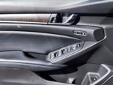 Used 2018 Honda Accord Touring image 6