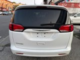 Used 2020 Chrysler Voyager LX image 5