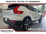 Used 2019 Volvo XC40 T5 R-Design image 6