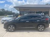 Used 2017 Nissan Rogue SL image 2