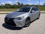 Used 2017 Toyota Camry SE image 2